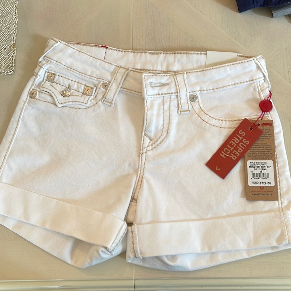 White true religion shorts